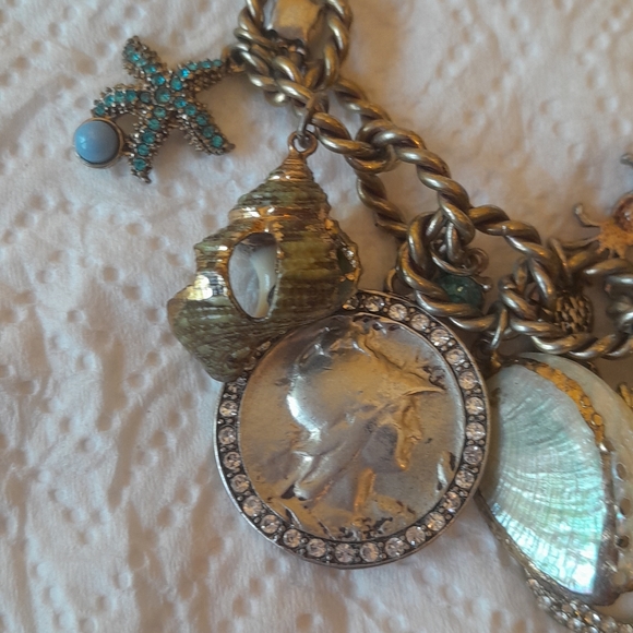 Nautical Beach Sparkley Silver and Blue Ocean-Inspired Necklace Vintage - Picture 4 of 6